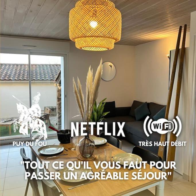 Apartamento Puy Du Fou Les Herbiers Exterior foto